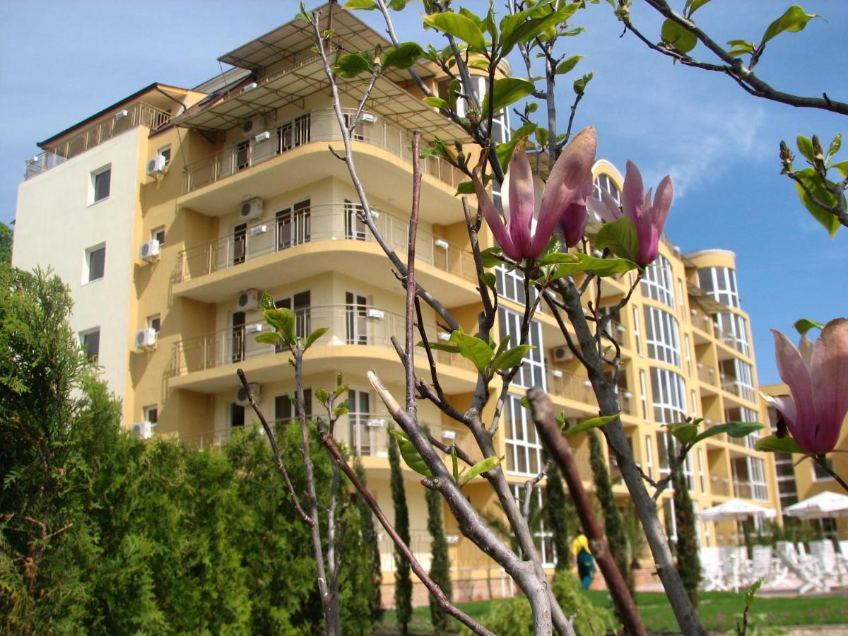 Joya Park Apartments Sables d'or Extérieur photo