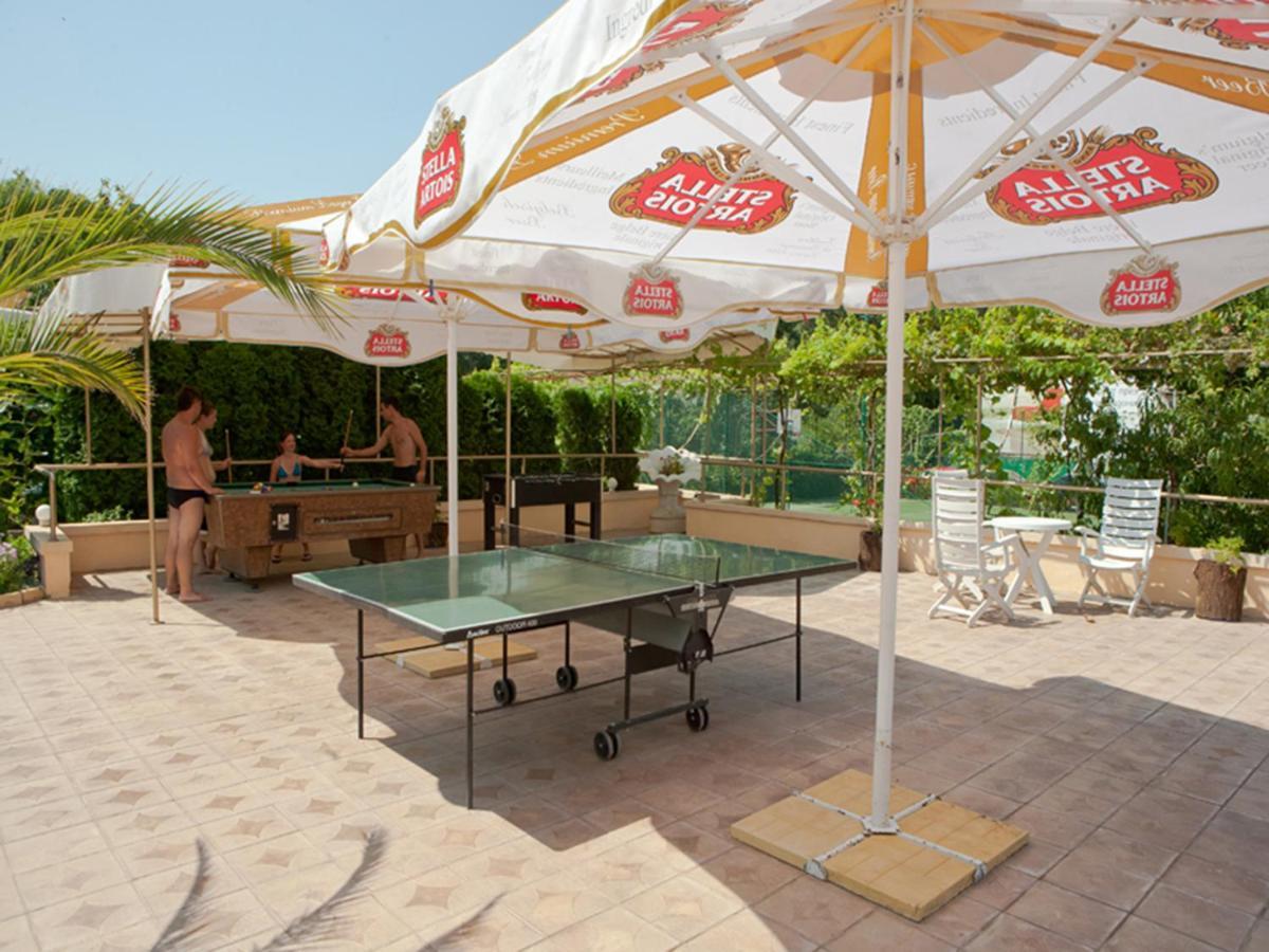 Joya Park Apartments Sables d'or Extérieur photo