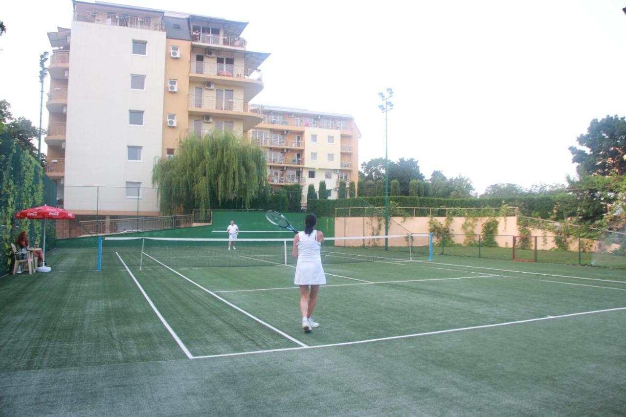 Joya Park Apartments Sables d'or Extérieur photo