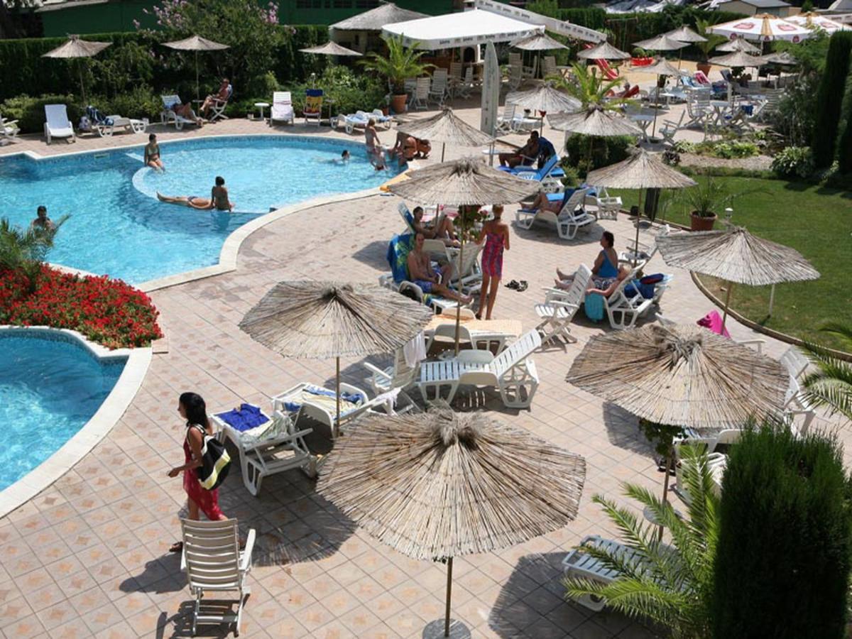 Joya Park Apartments Sables d'or Extérieur photo